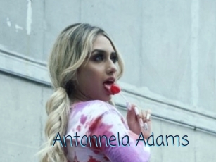 Antonnela_Adams