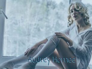 Audrey_Hornee