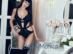 Bonny_Monica