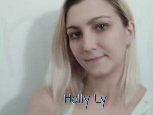 Holly_Ly