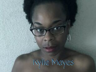 Kylie_Mayes
