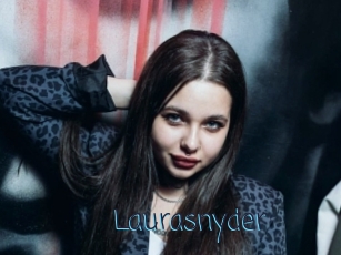 Laurasnyder