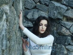 MiaSmiling