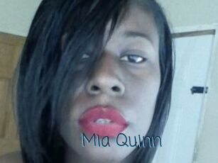 Mia_Quinn