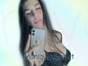 MoniqueXSecret