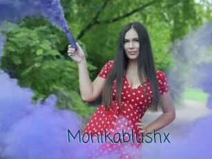 Monikablushx