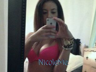 NicoleMe