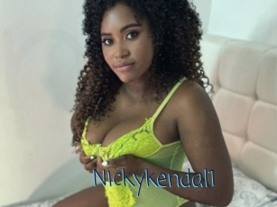 Nickykendal1