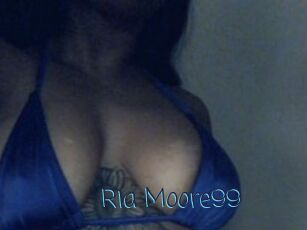 Ria_Moore99
