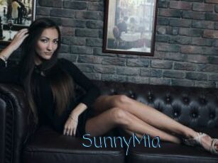 SunnyMia My camgirls xxx